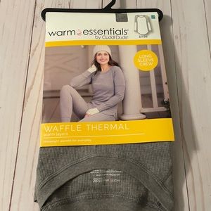NWT Warm Essentials by Cuddl Duds thermal top